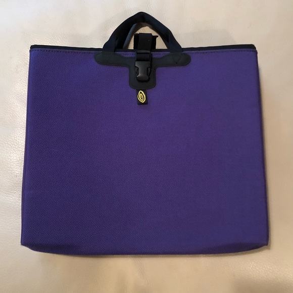 purple computer bag